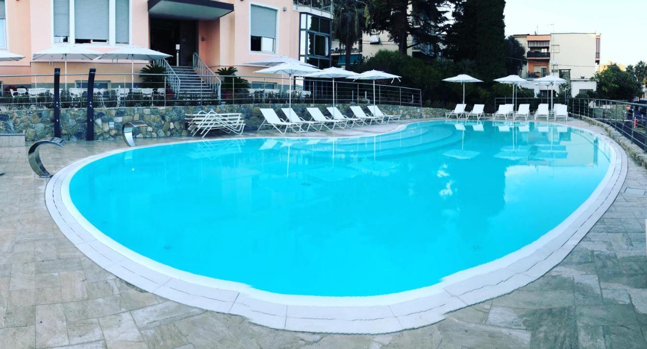 Hotel Napoleon Sanremo Exterior photo