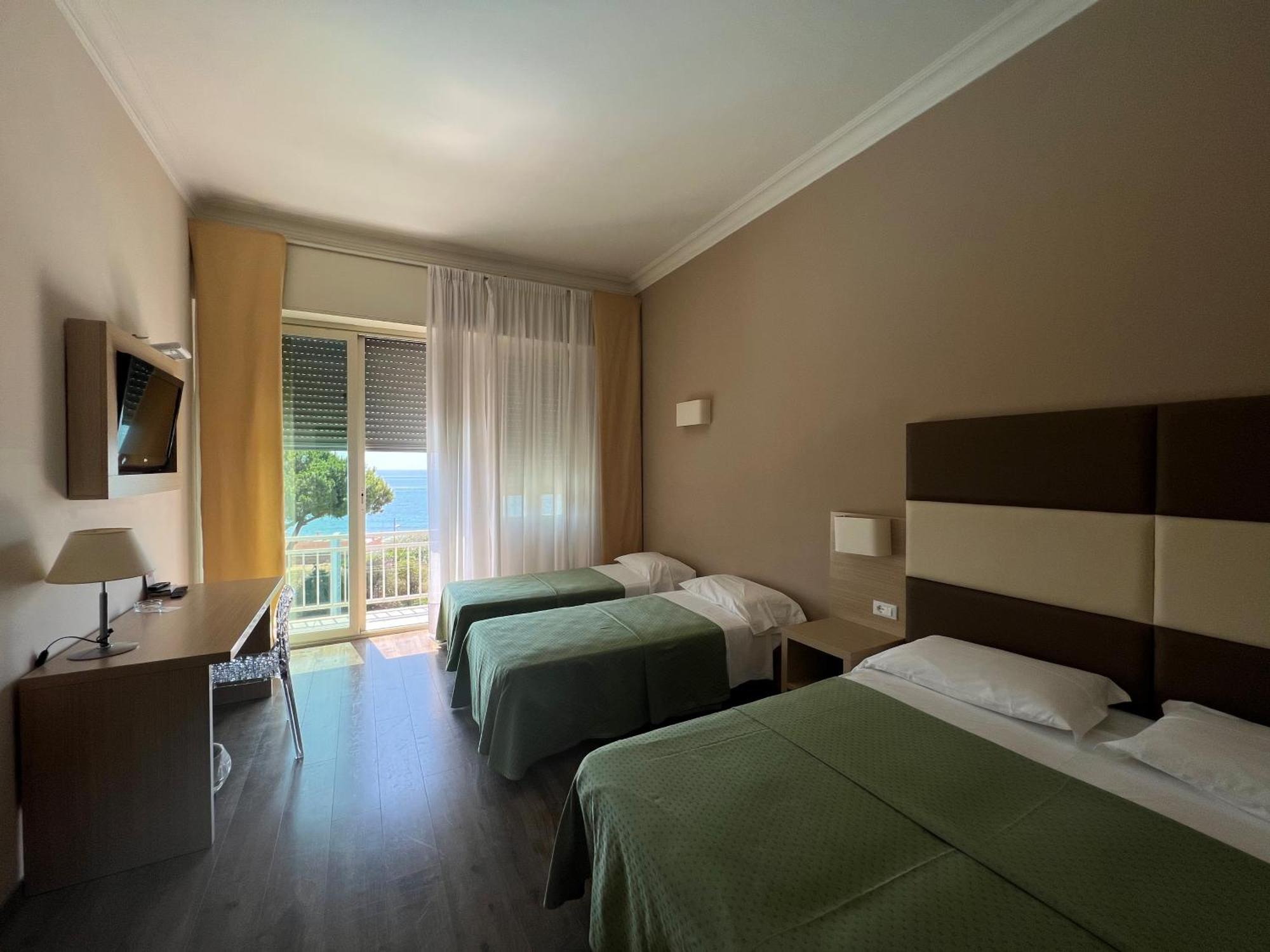 Hotel Napoleon Sanremo Exterior photo